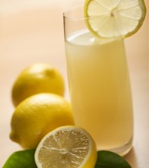 acqua-e-limone-300x336.jpg